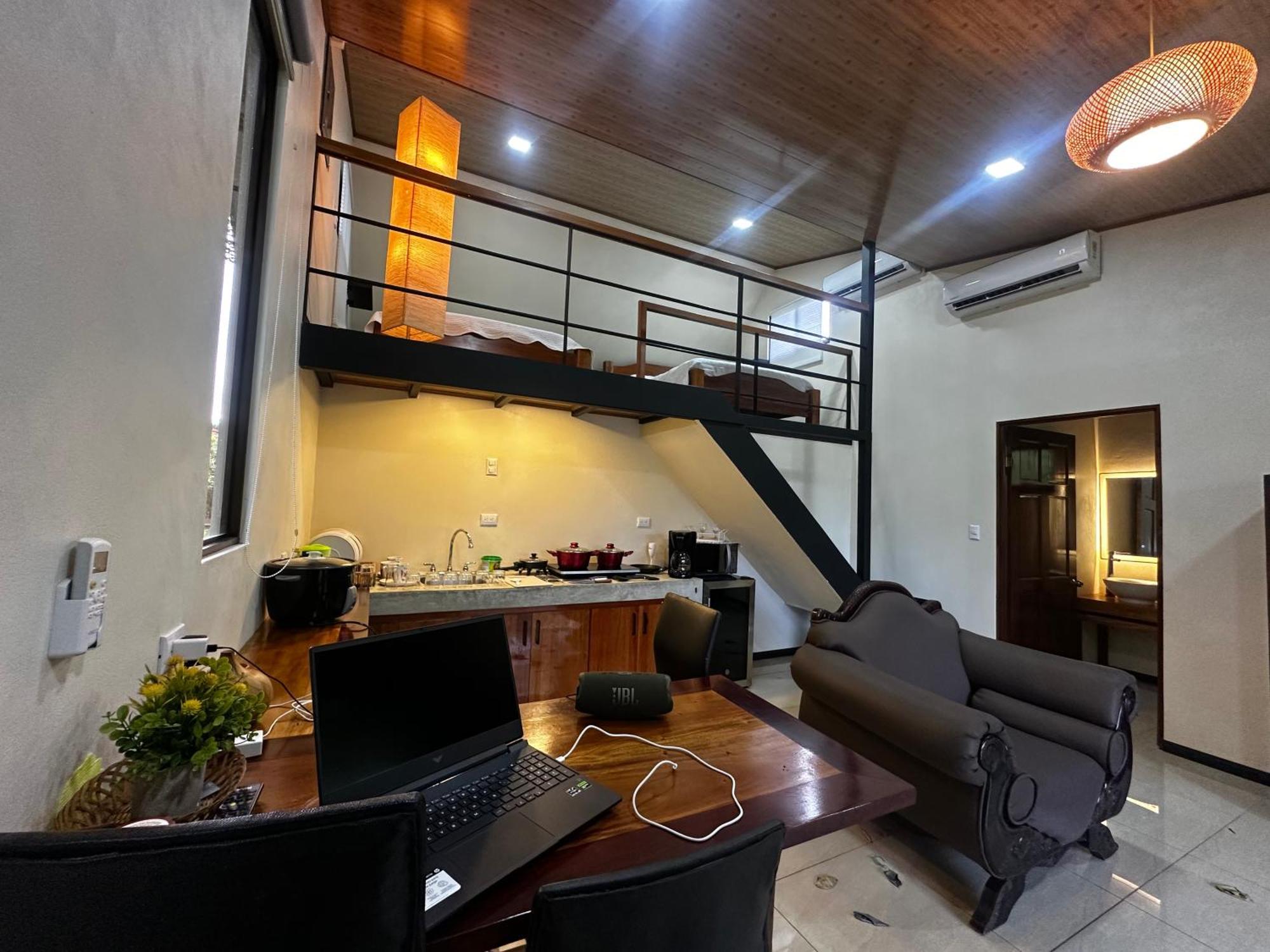 Modern Loft Inside A Beautiful Farm Lejlighed General Viejo Eksteriør billede